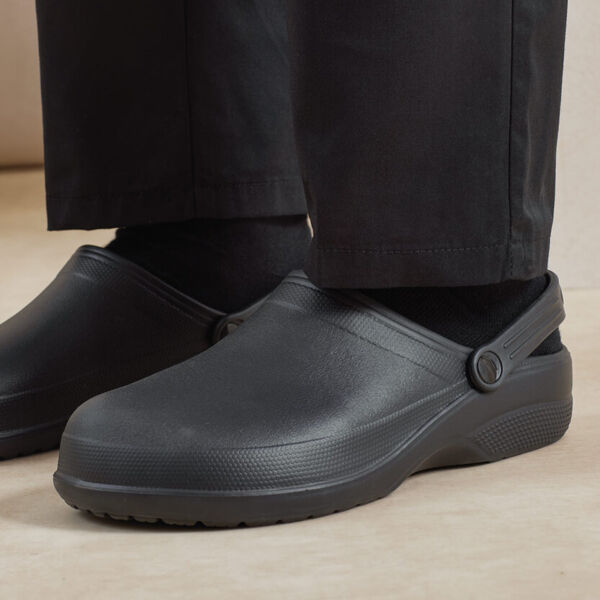 Chef’s non-slip ‘Anchor’ clogs Thumbnail