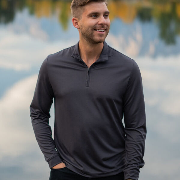 Monterey 1/4-zip pullover Thumbnail